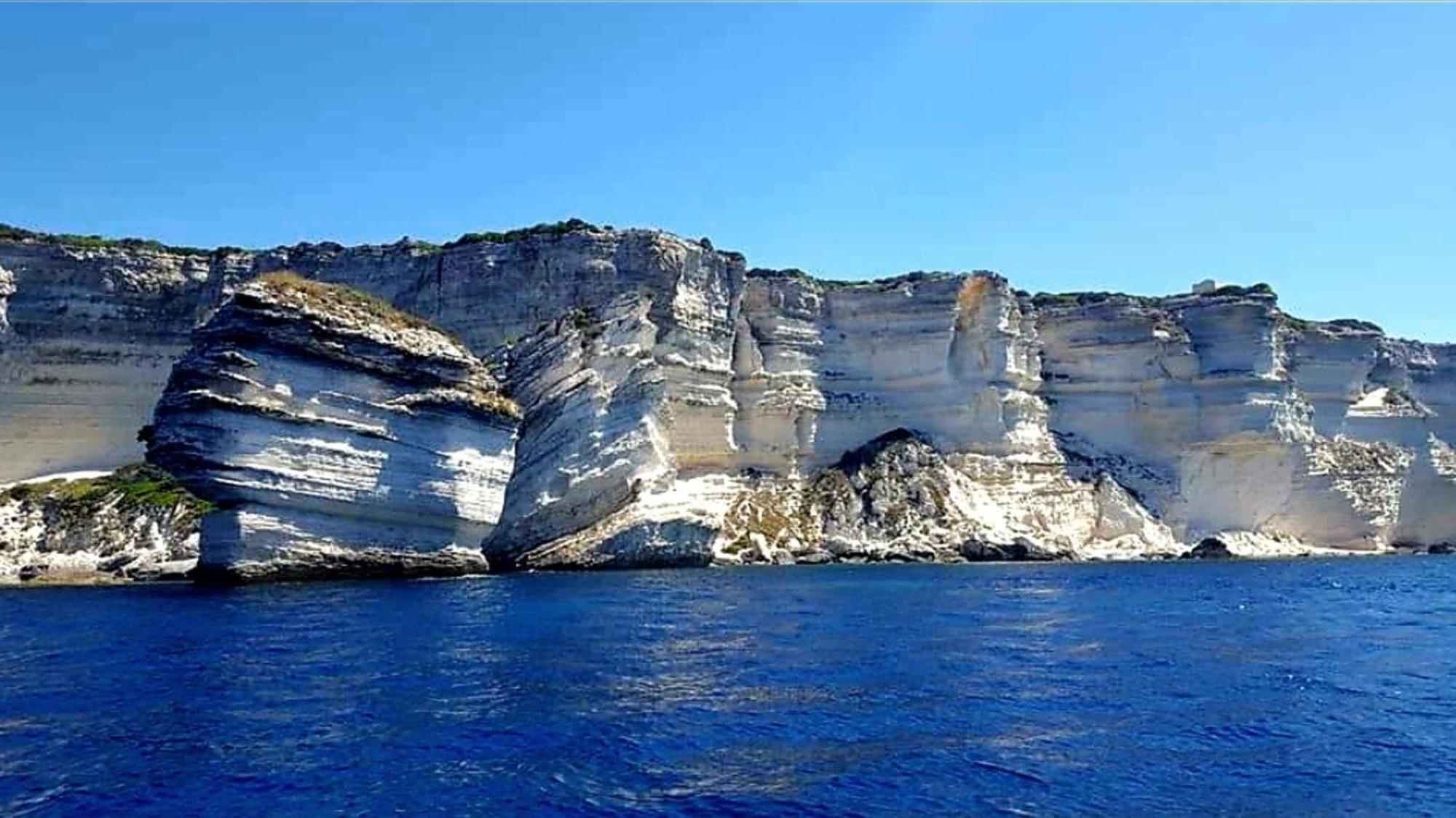 Appartement Kalliste, Logements Avec Vue Citadelle De Bonifacio Exterior foto